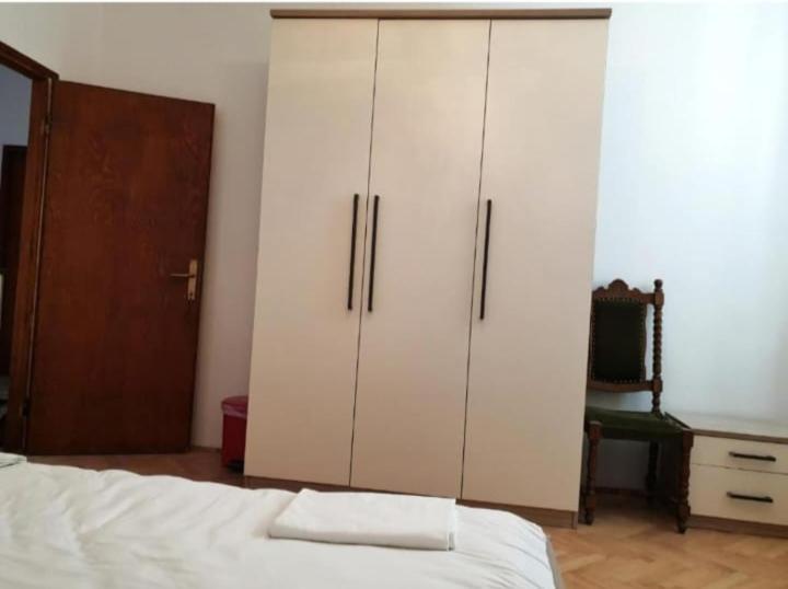 Apartmanibeta Stara Novalja Esterno foto